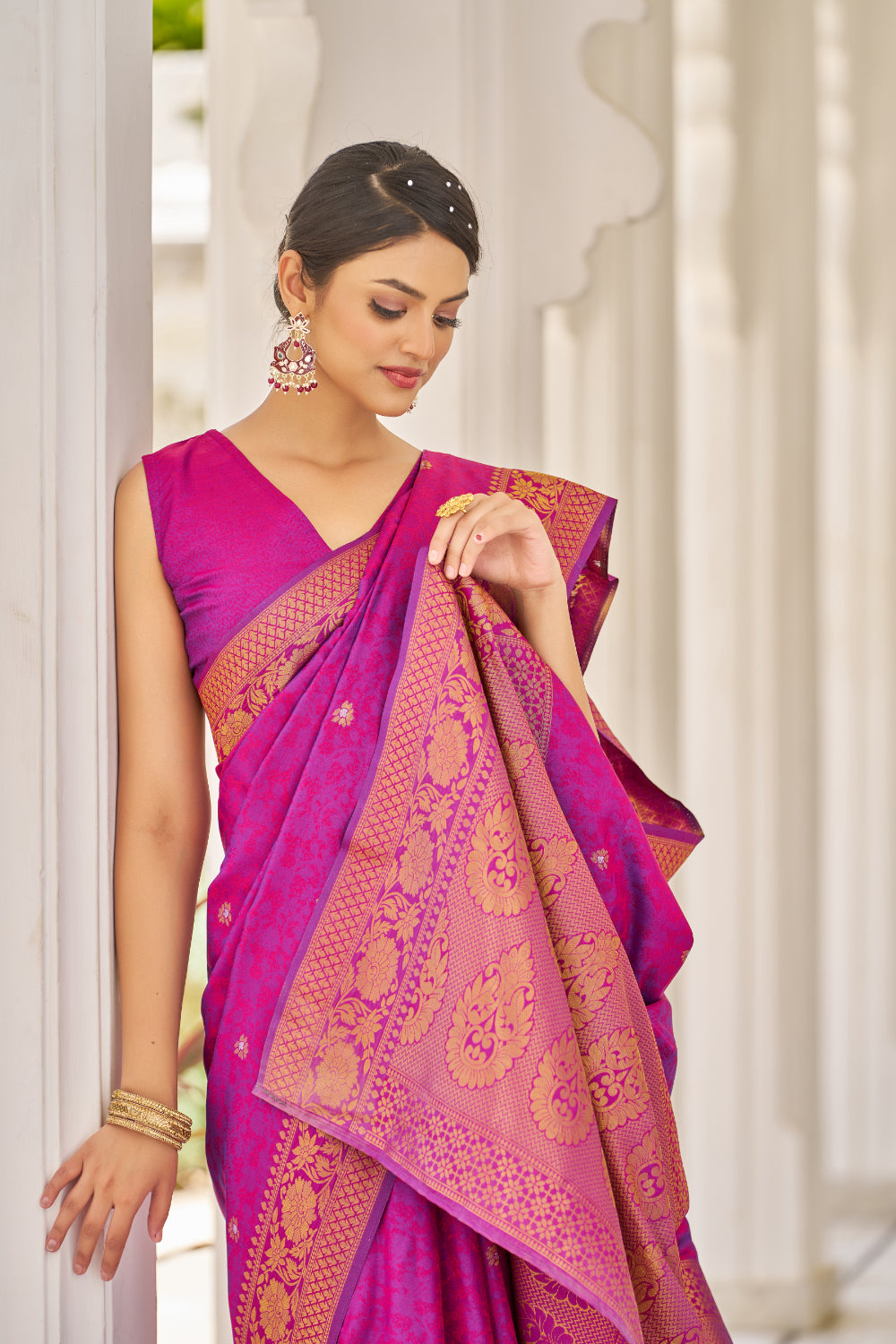 Partywear Mulberry Purple Kanjivaram Weaving Saree