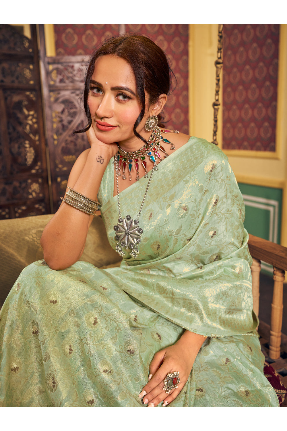 Stylish Pista Green Colour Handloom Weaving Saree