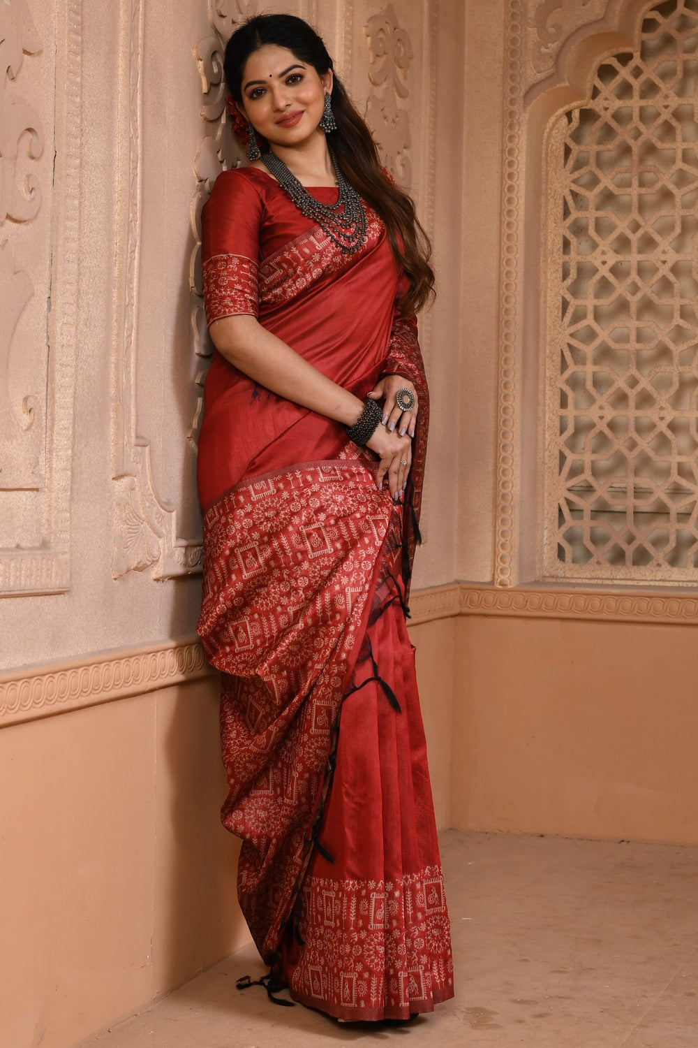 Maroon Handloom Silk Saree With Weaving Work