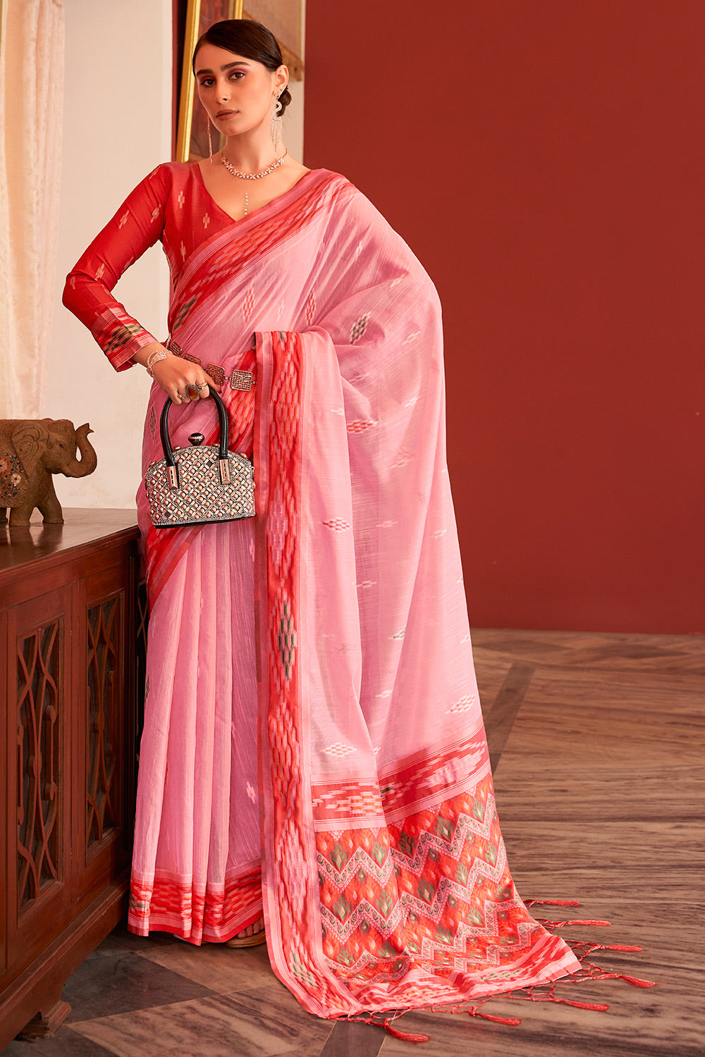 Light Pink Linen Saree With Ikkat Printed Work