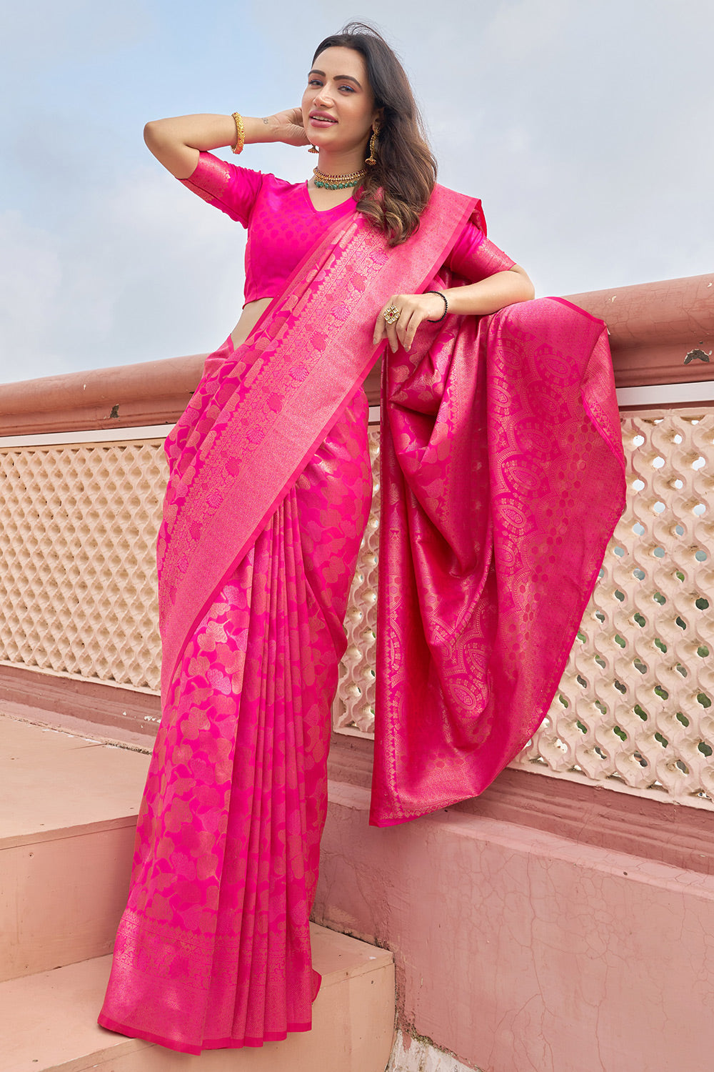 Pink Kanjivaram Silk Saree With Weaving Work