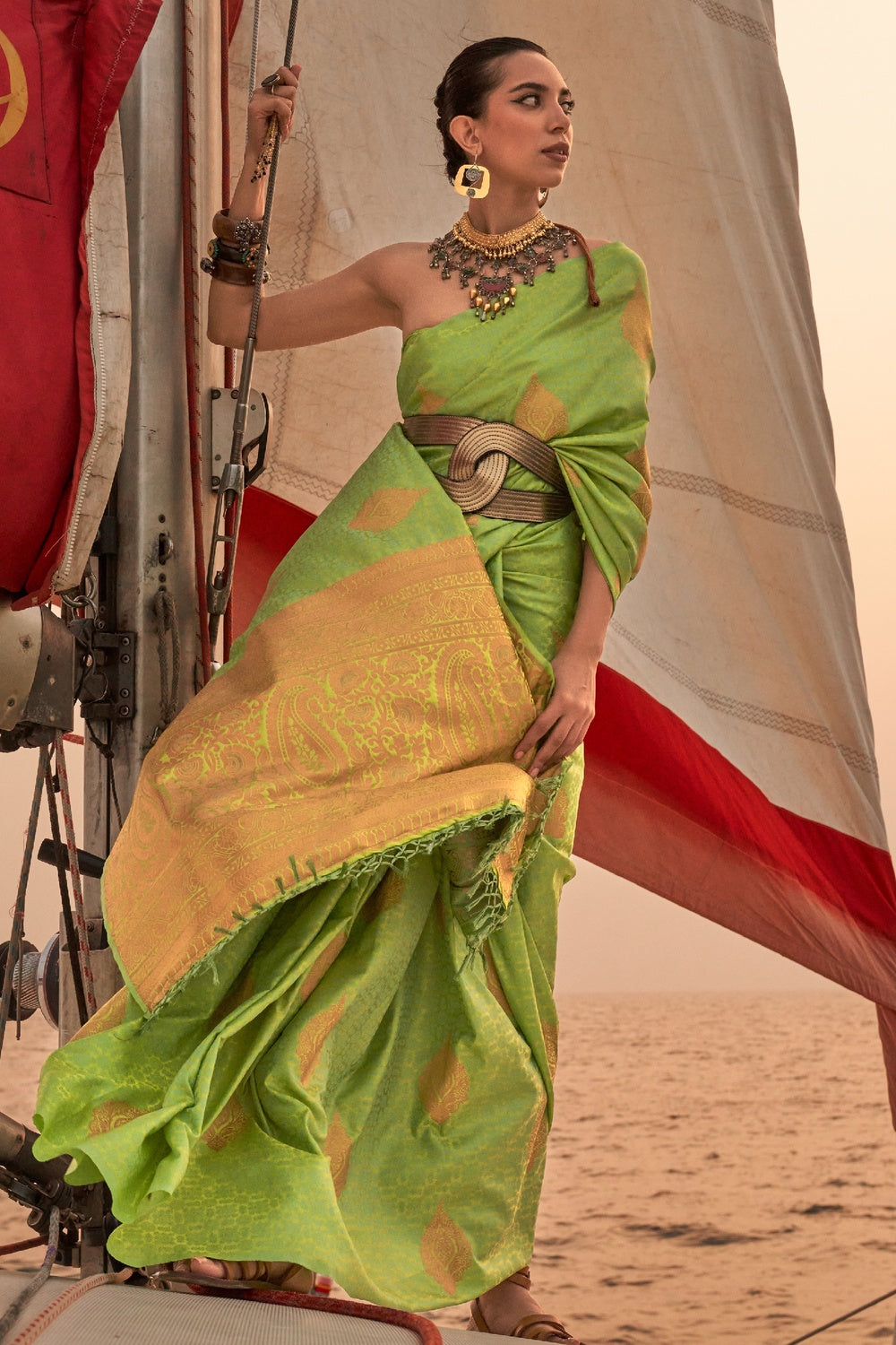 Parrot Green Satin Silk Handloom Weaving Saree