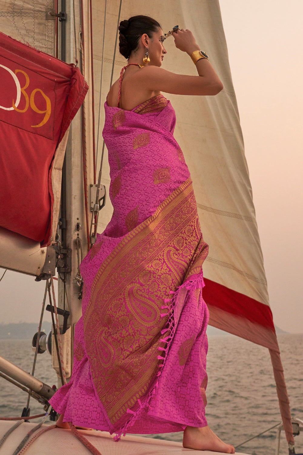Pink Satin Silk Handloom Weaving Saree