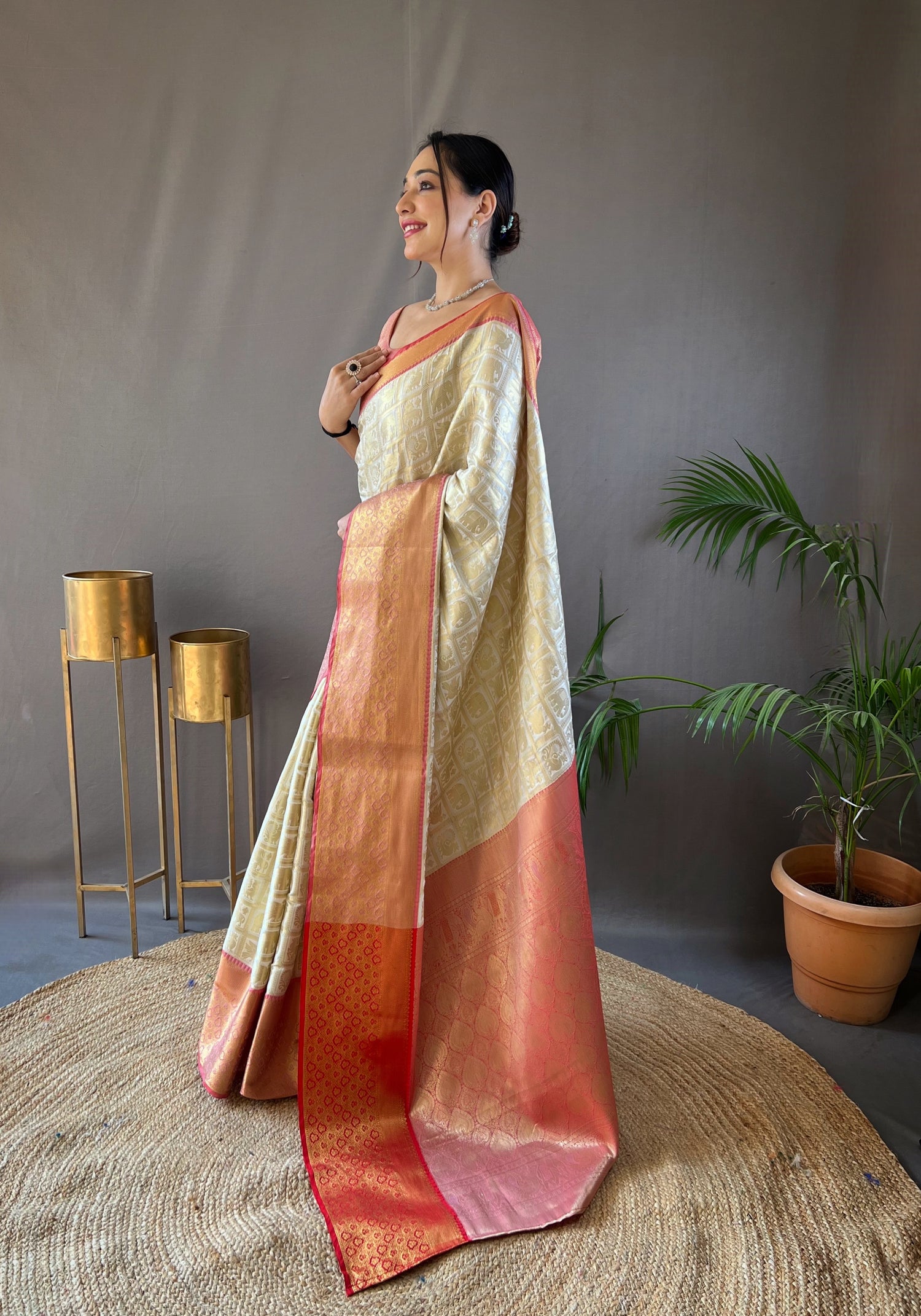 Off-White Colour Zari Weaving Silk Saree