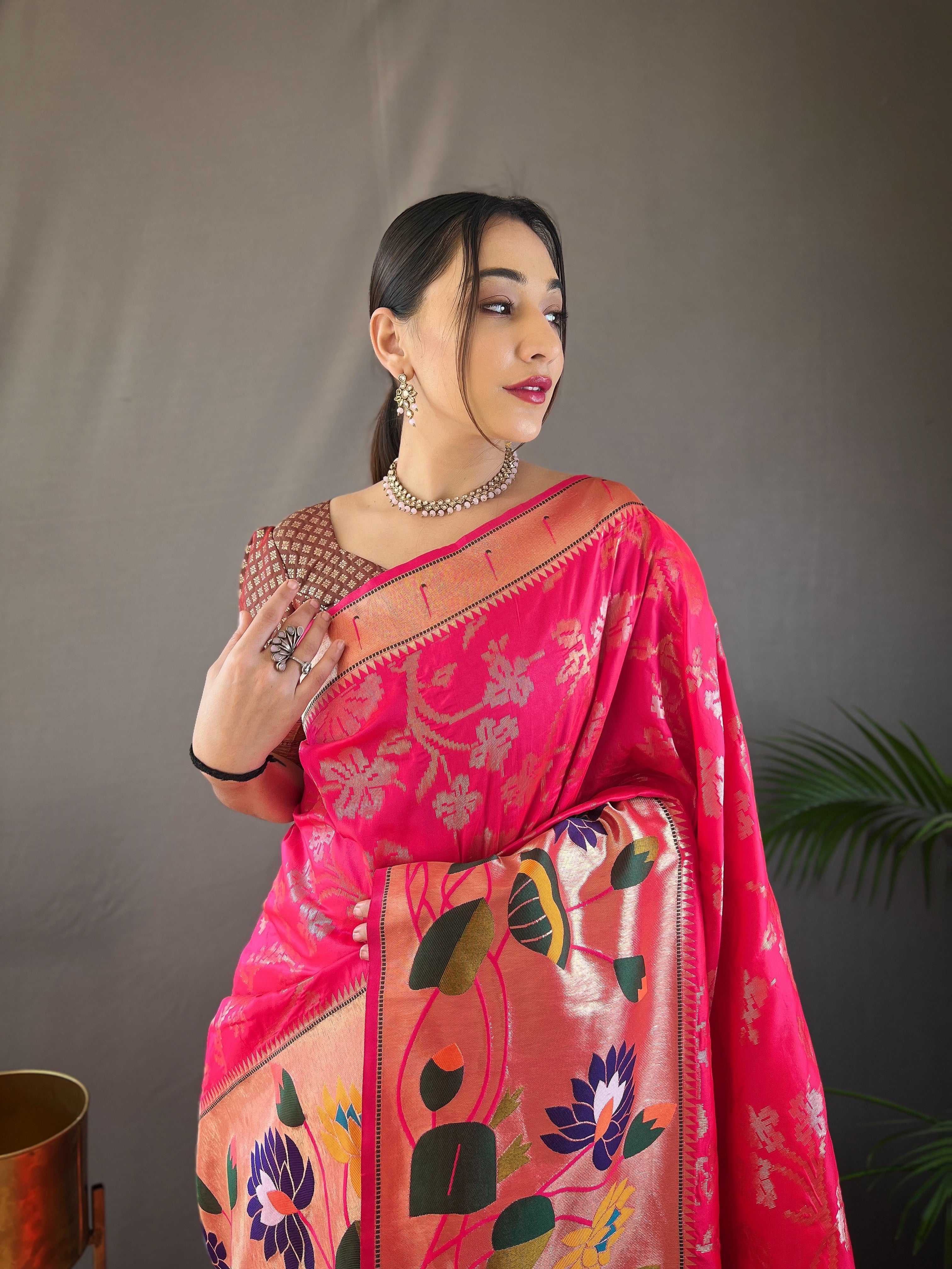 Beautiful Pink Colour Zari Weaving Silk Saree