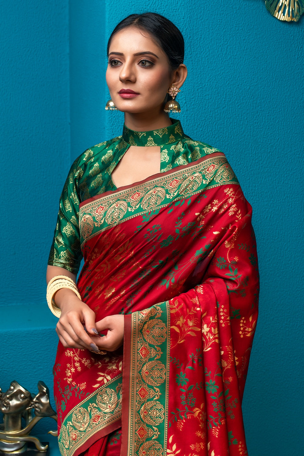 Red &amp; Green Banarasi Silk Saree With Zari Weaving Work