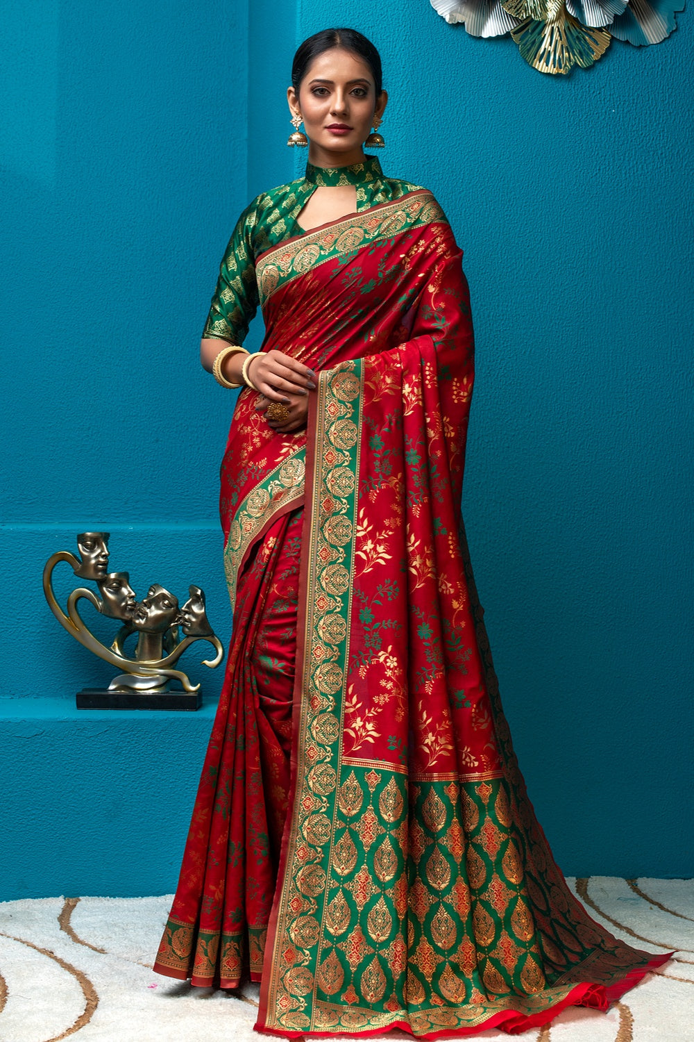 Red &amp; Green Banarasi Silk Saree With Zari Weaving Work