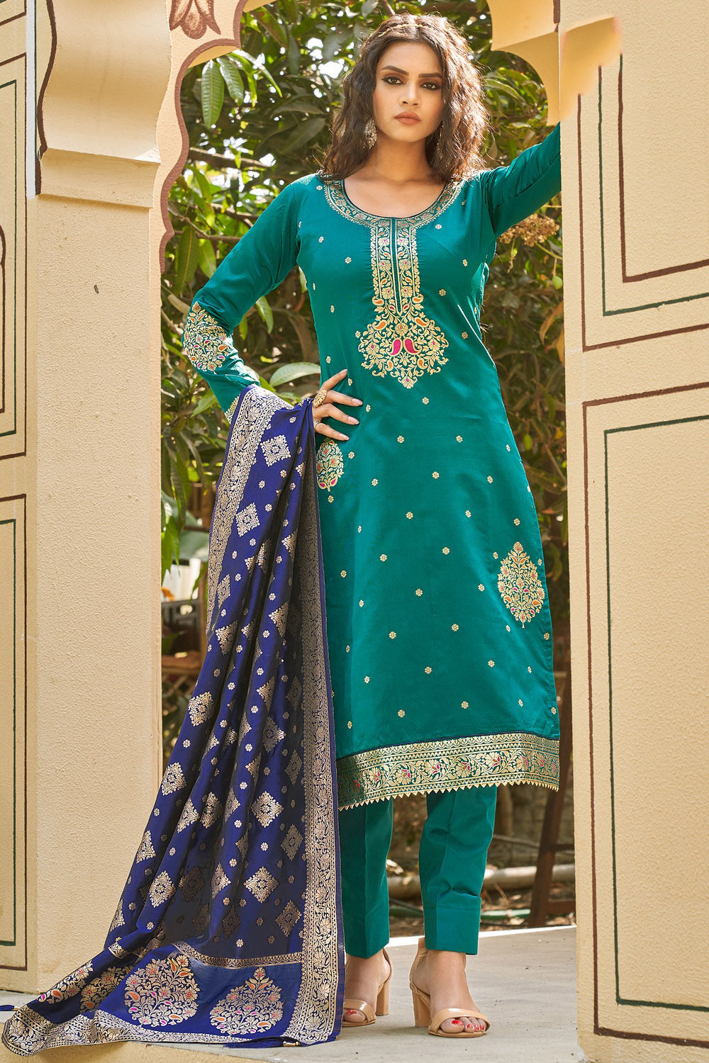 Cerulean Blue Banarasi Silk With Zari Weaving Salwar Suit