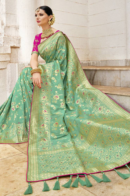 Green Silk Saree With Zari Weaving Work
