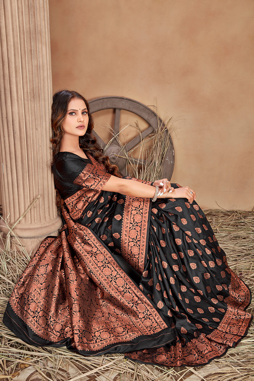Black Banarasi Silk Saree With Zari Weaving