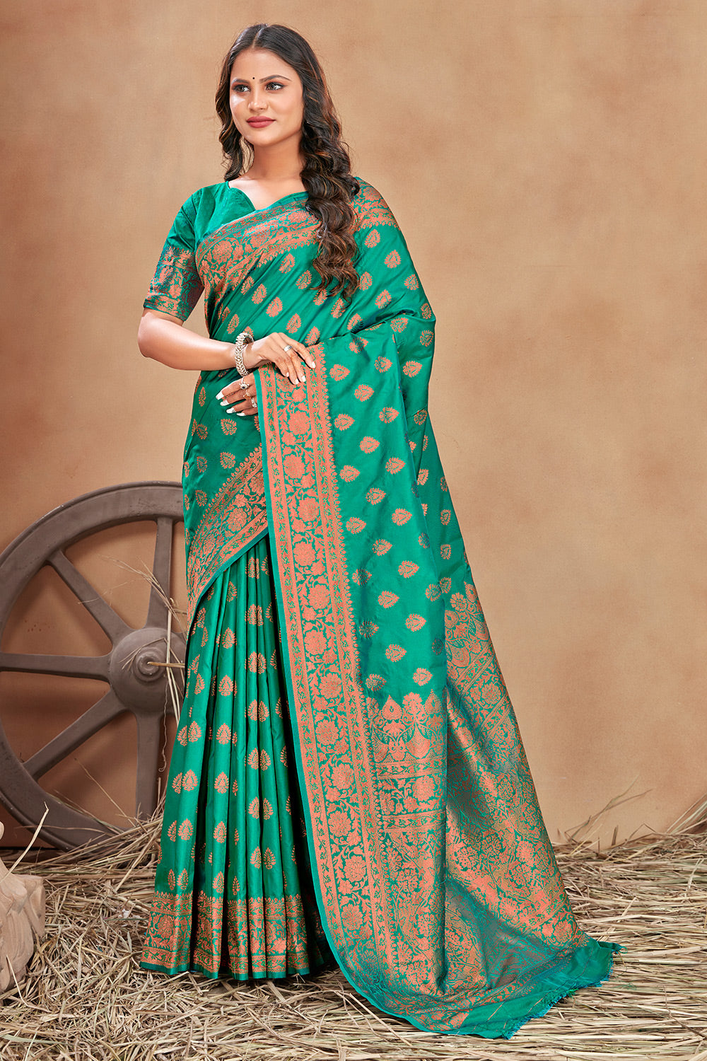 Rama Green Banarasi Silk Saree With Zari Weaving
