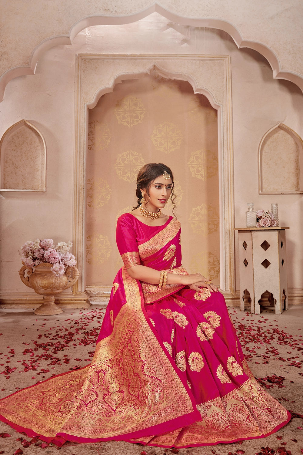 Dark Pink Banarasi Silk Saree With Zari Weaving Work