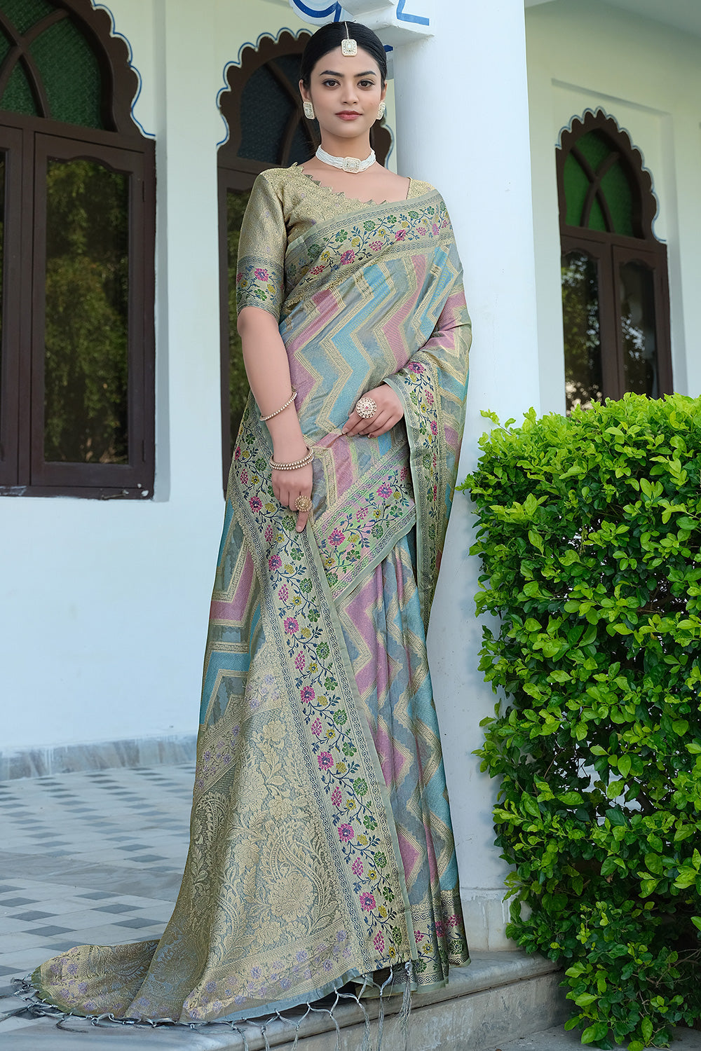Grey Leheriya Design Silk Saree With Weaving Work