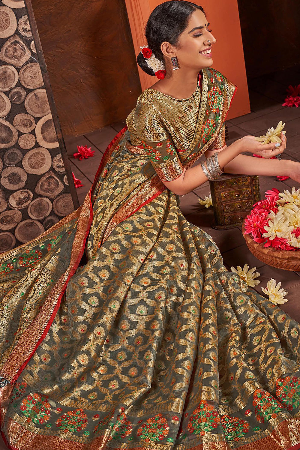 Pebble Gray Silk Saree With Weaving Work