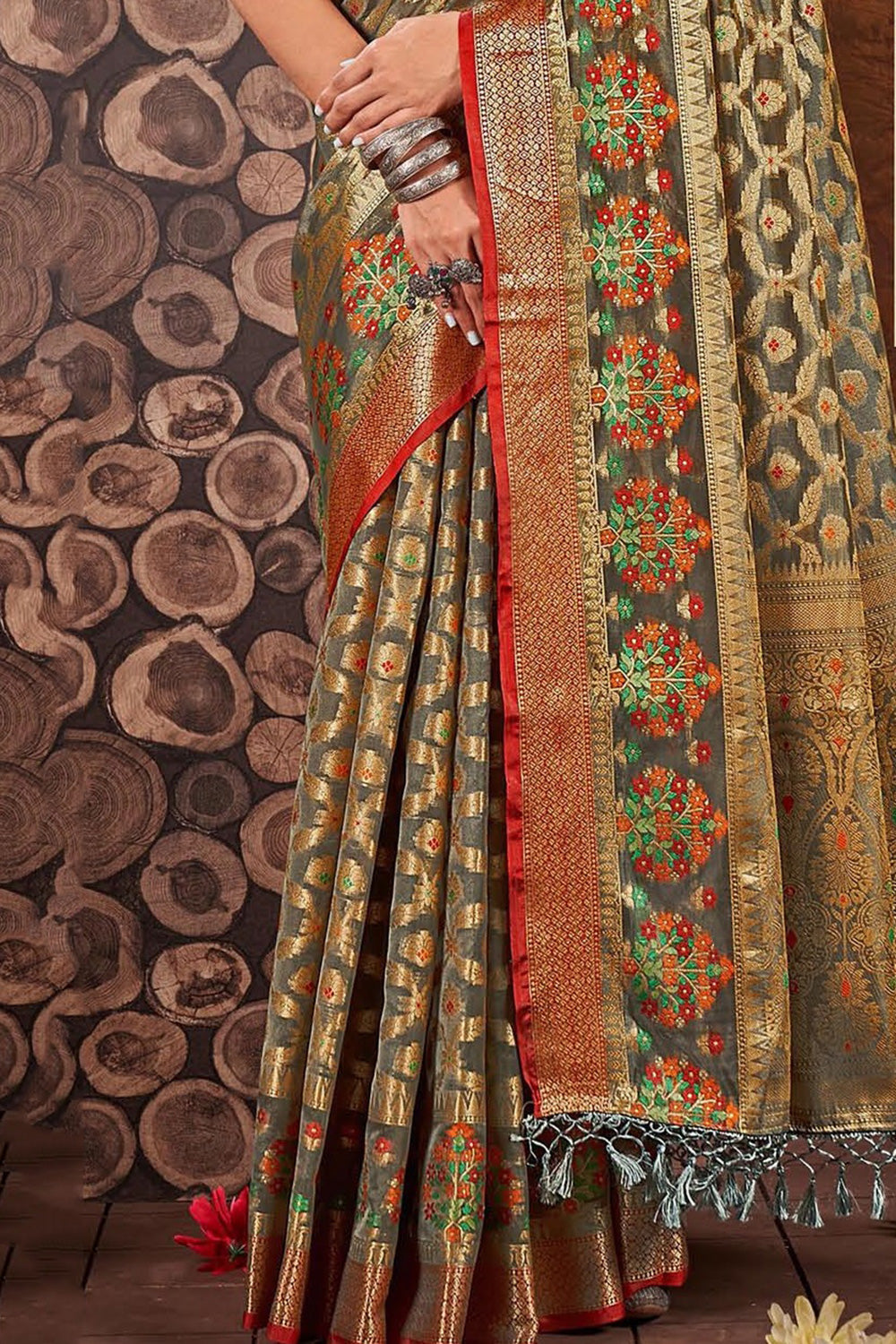 Pebble Gray Silk Saree With Weaving Work