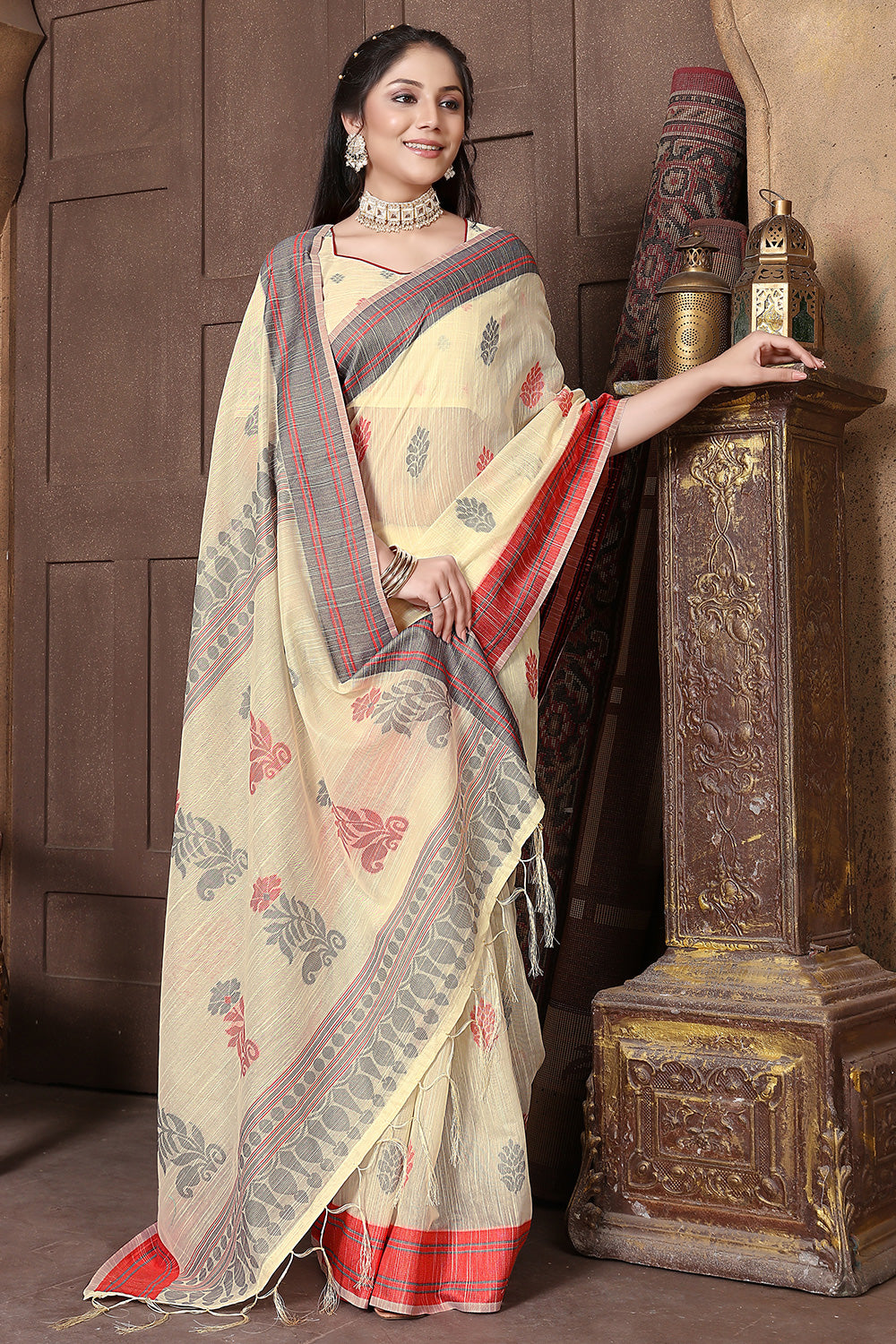 Cream Soft Linen Saree With Printed Work