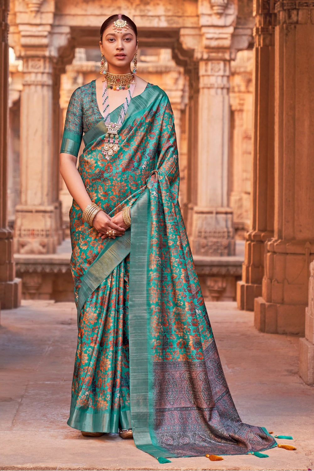 Rama Silk Saree With Weaving Border &amp; Digital Printed Work