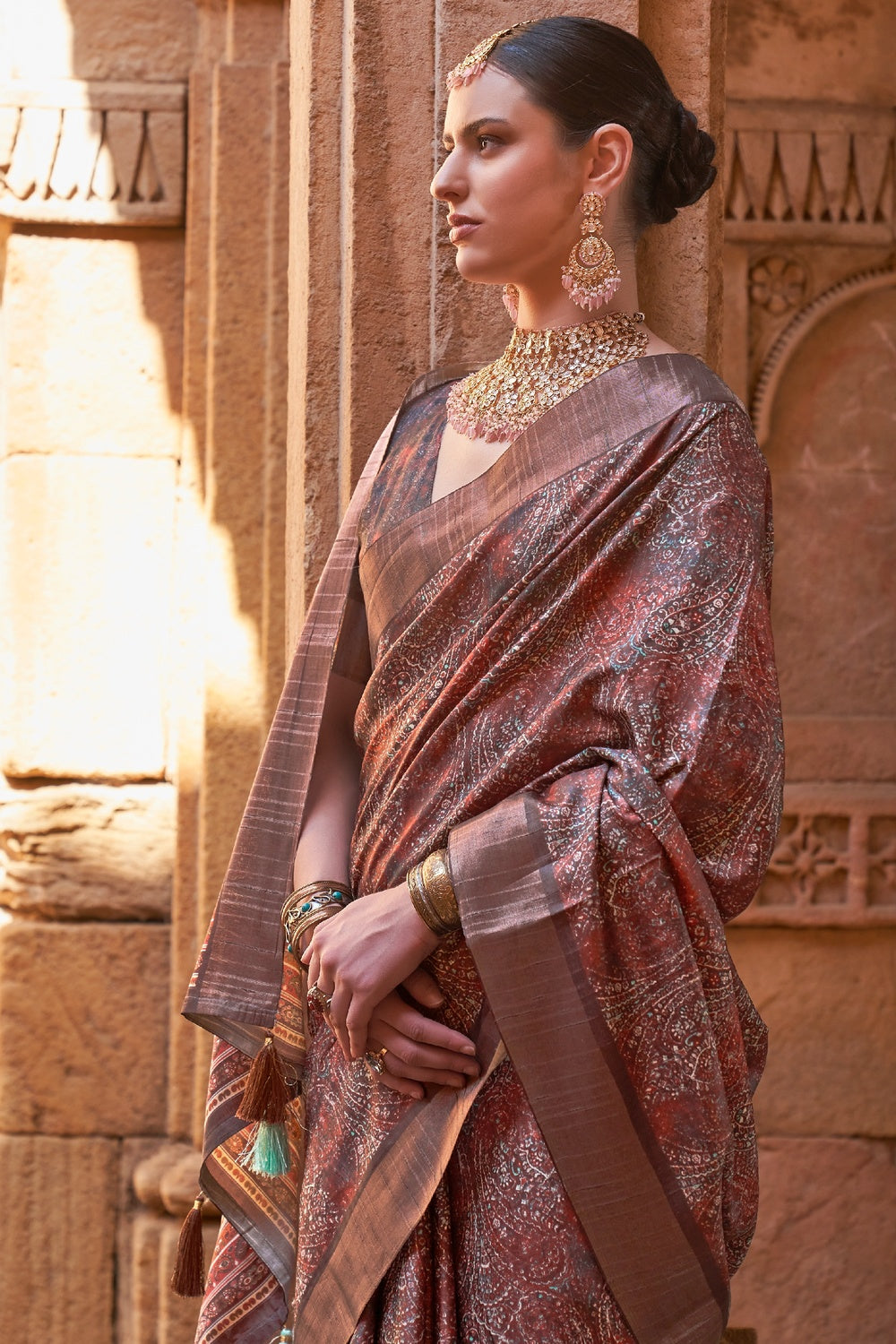 Brown Silk Saree With Weaving Border &amp; Digital Printed Work