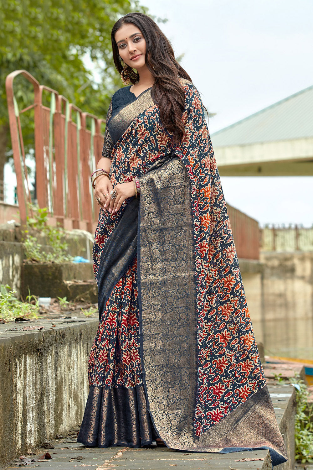 Navy Blue Color Cotton Saree With Weaving Work