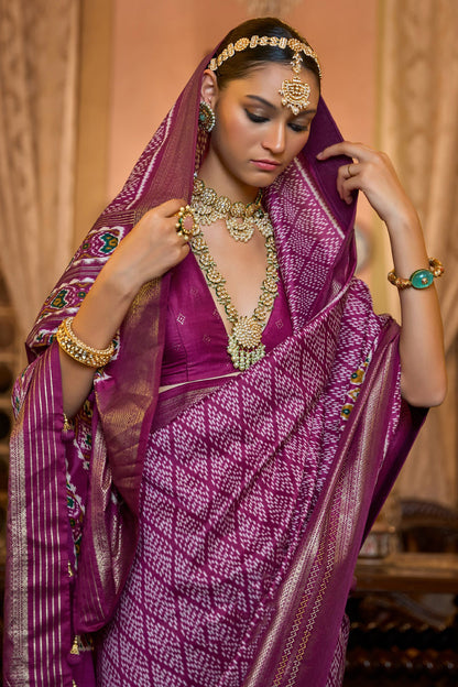 Magenta Patola Silk Saree With Weaving