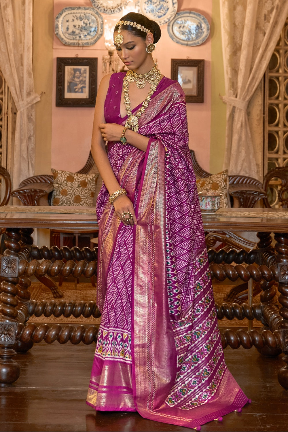 Magenta Patola Silk Saree With Weaving
