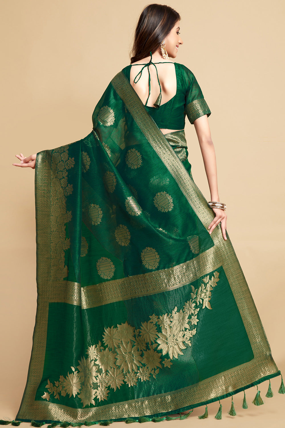 Green Linen Saree With Zari Weaving Work