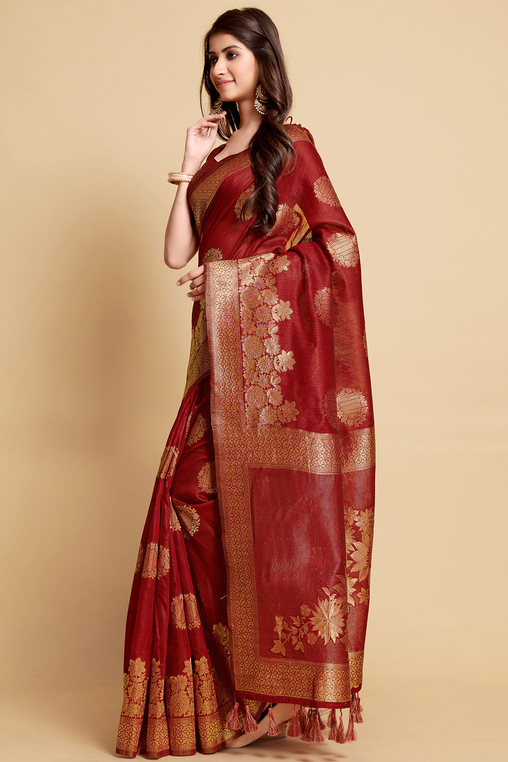Maroon Linen Saree With Zari Weaving Work