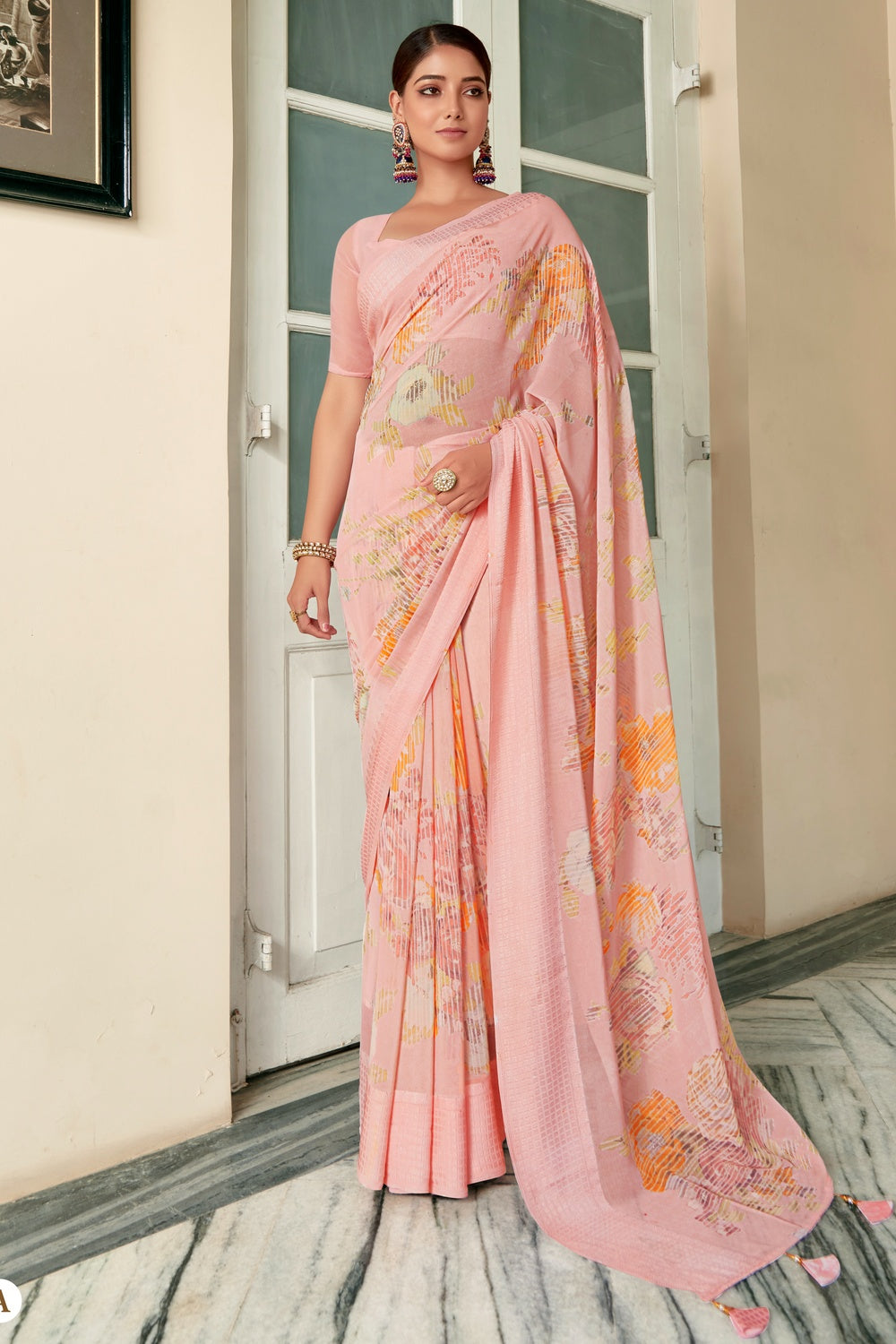 Baby Pink Georgette Saree With Printed &amp; Checks Border