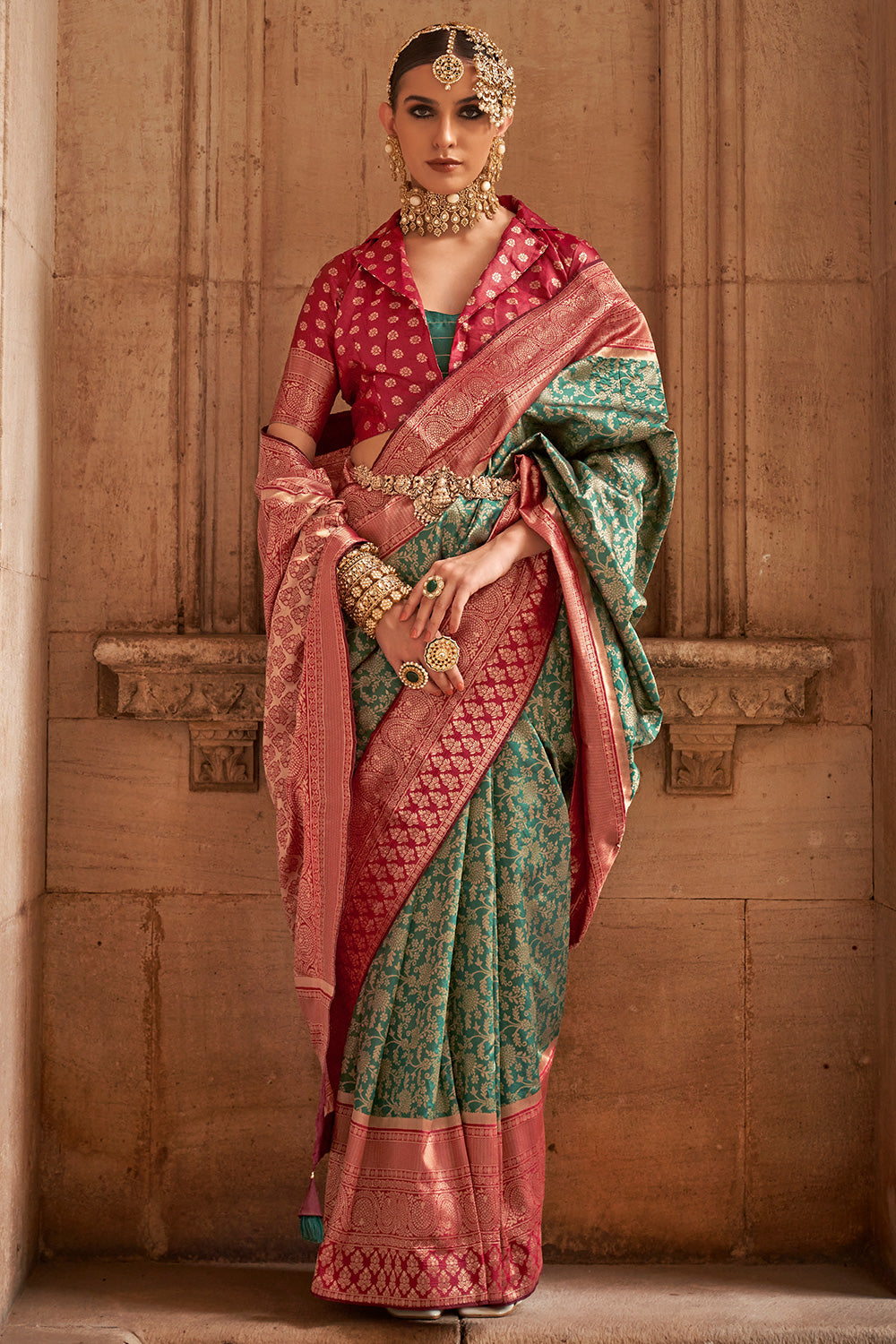 Hunter Green Banarasi Silk Saree With Zari Weaving Work