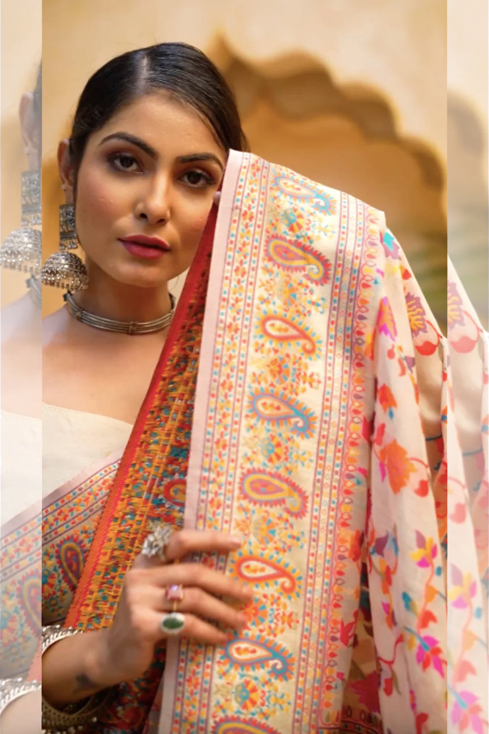 Creamy Off-White Kashmiri Modal Handloom Weaving Saree