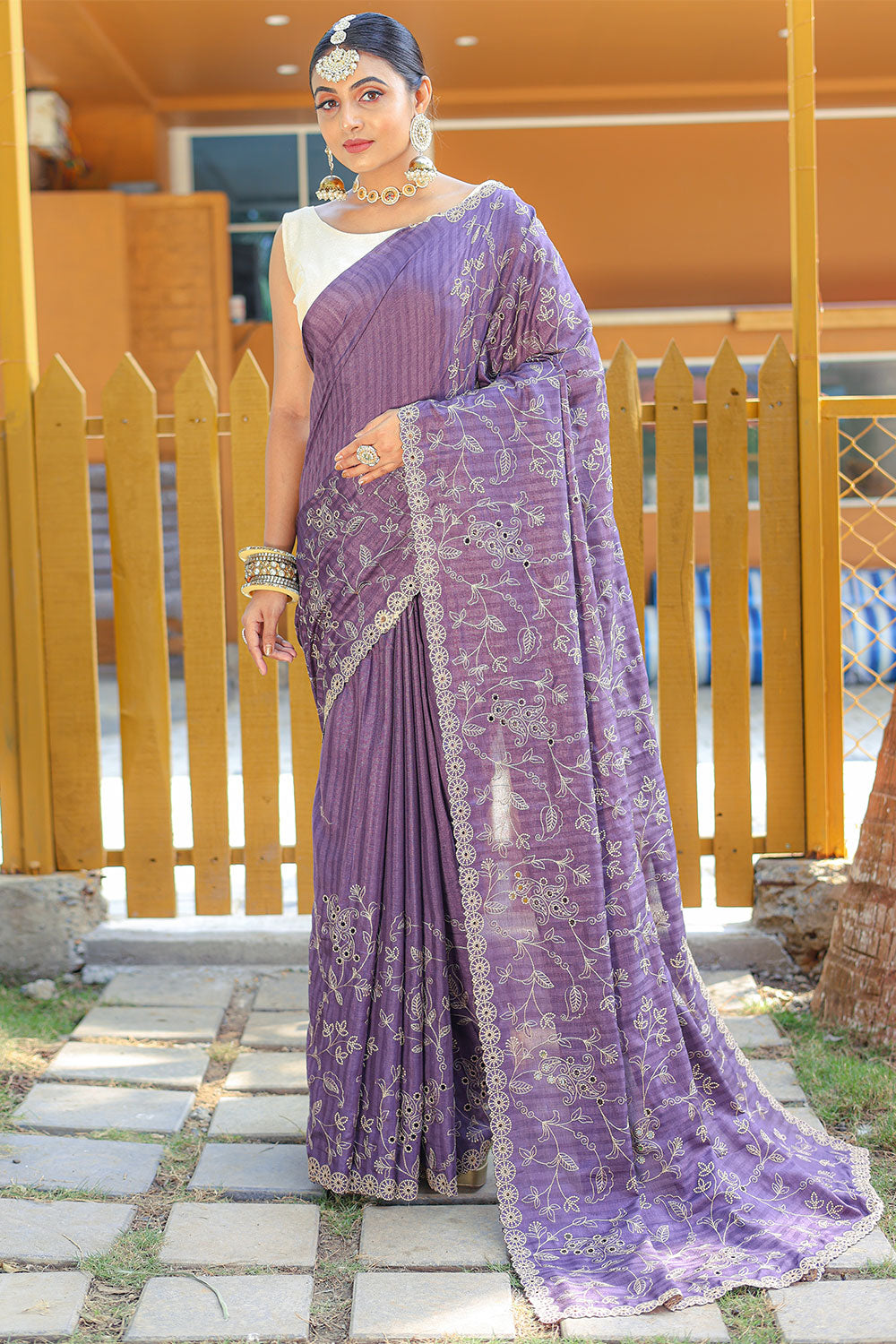 Light Purple Soft Silk Saree With Thread HandWork &amp; Cutwork Border