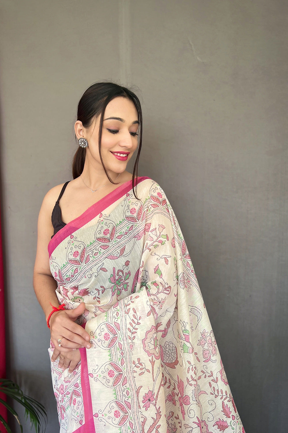 White &amp; Pink Malai Cotton With Katha Printed Saree