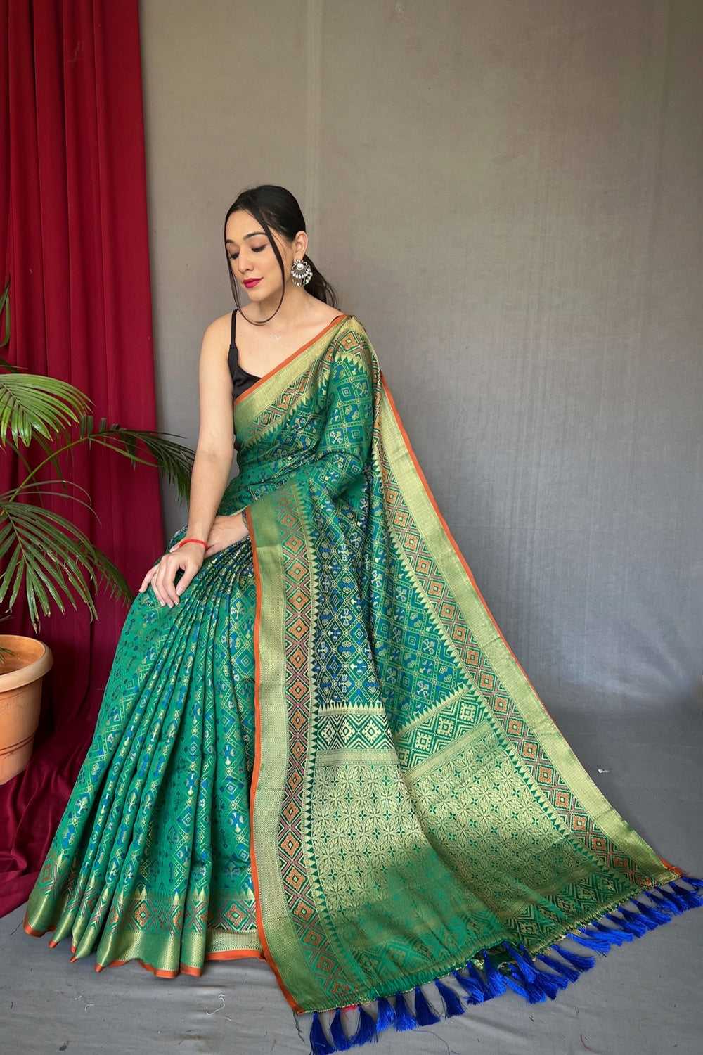 Green Patola Silk Saree With Zari Weaving Work