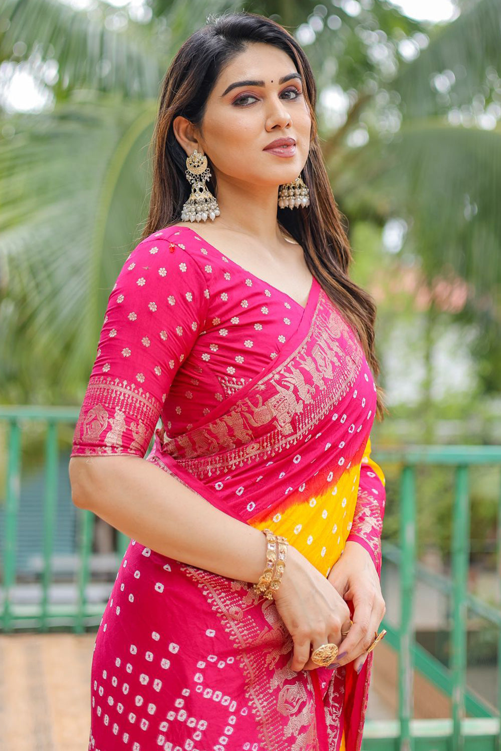Pink &amp; Yellow Pure Hand Bandhej Bandhani Saree With Weaving Rich Pallu