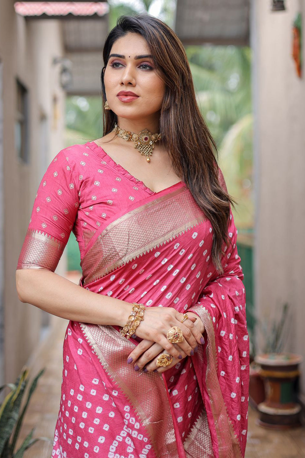 Baby Pink Pure Hand Bandhej Bandhani Saree With Weaving Rich Pallu