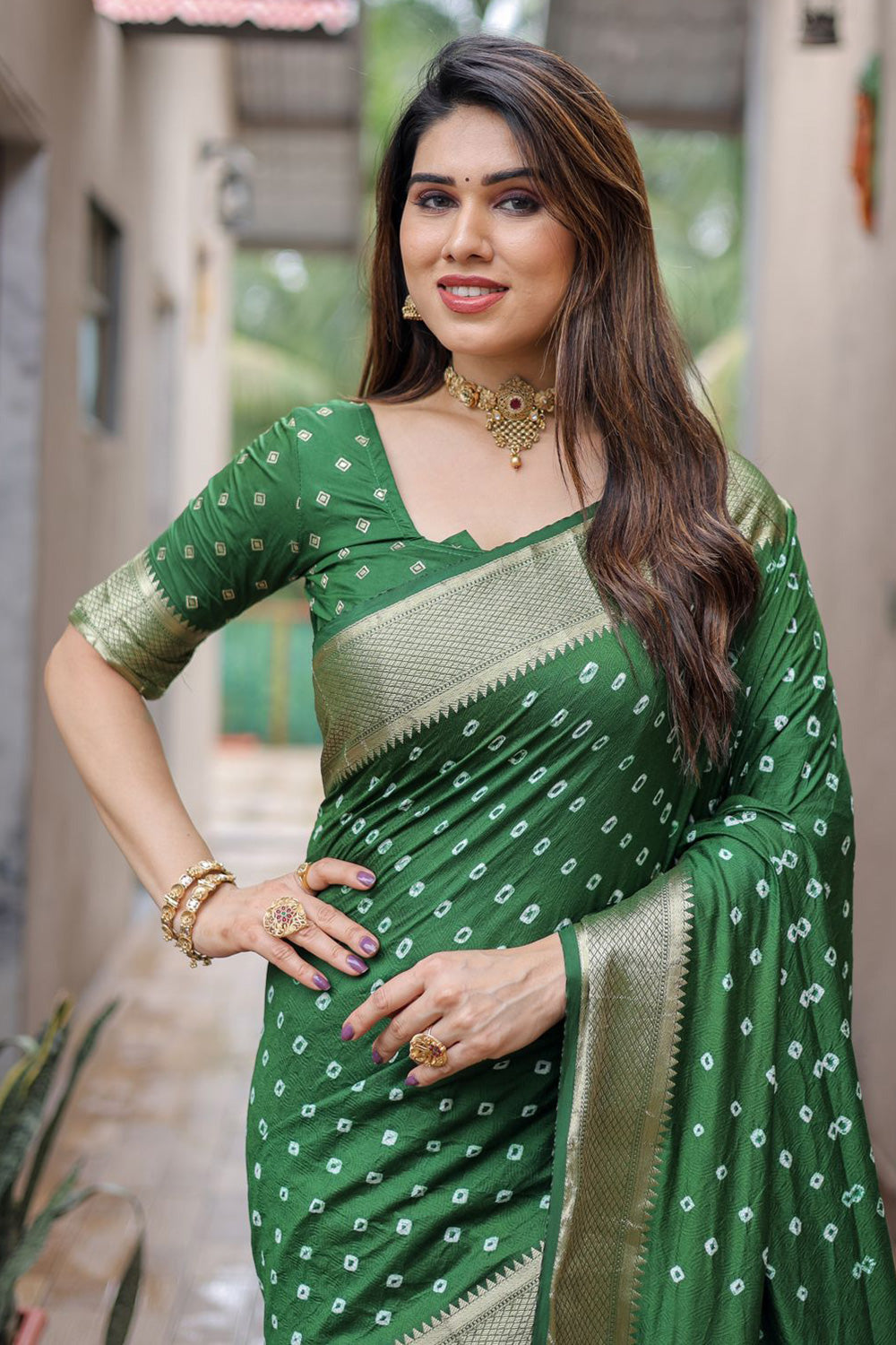 Green Pure Hand Bandhej Bandhani Saree With Weaving Rich Pallu