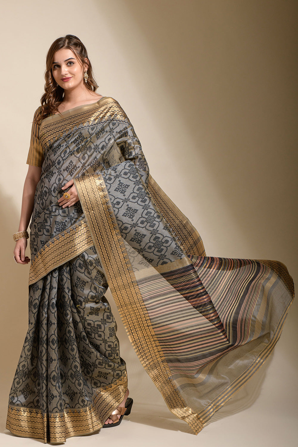 Grey Soft Silk With Weaving Border &amp; Block Printed Saree