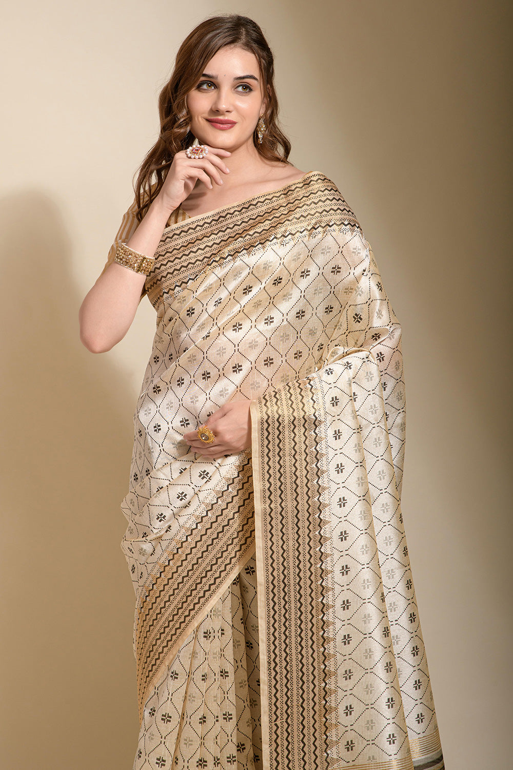 Off White Soft Silk With Weaving Border &amp; Block Printed Saree