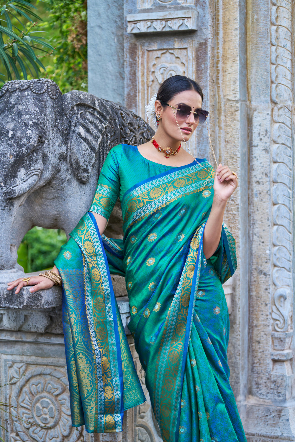 Jade Green Kanjivaram Silk Saree With Weaving Work