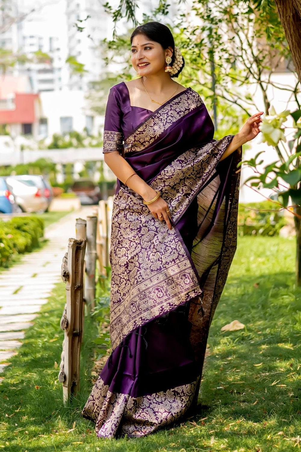 Purple Handloom Silk Saree With Weaving Work