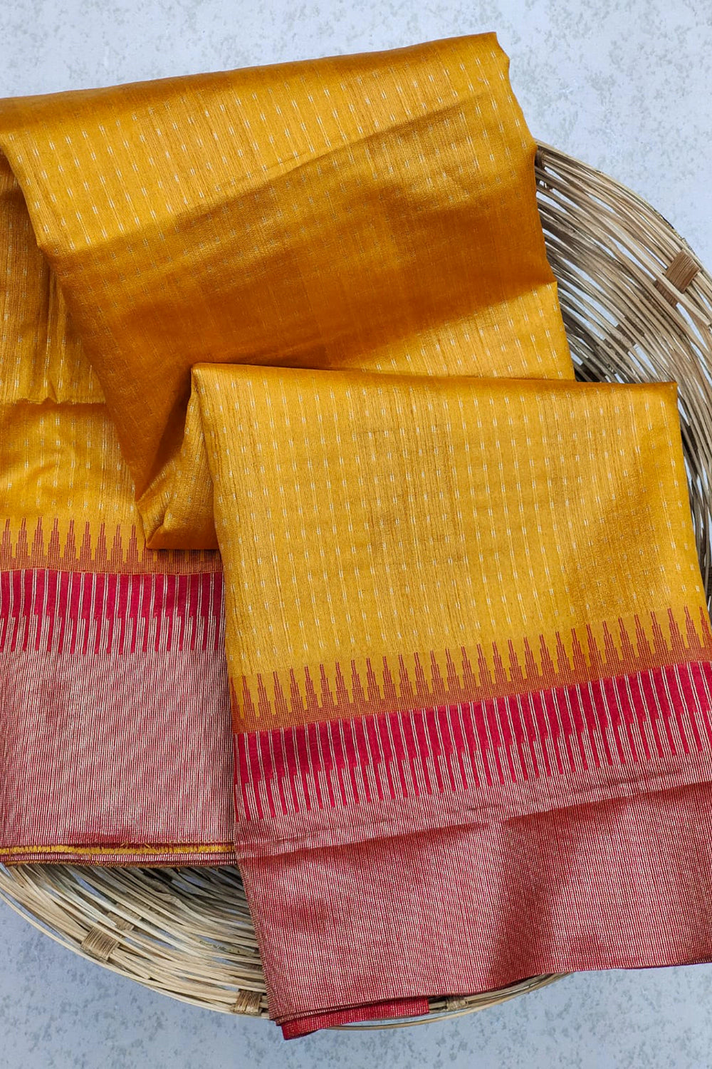 Yellow South Silk Saree With Zari Weaving Work