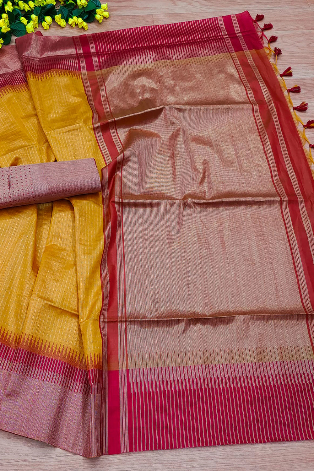 Yellow South Silk Saree With Zari Weaving Work