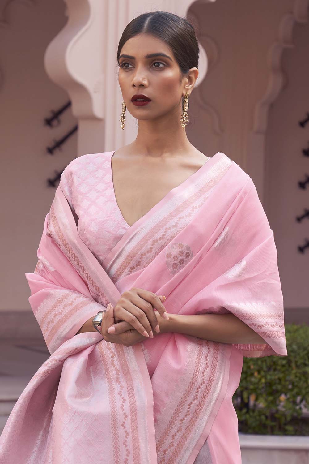 Blush Pink Linen Saree With Zari Weaving – Bahuji - Premium Silk Sarees  Online Shopping Store