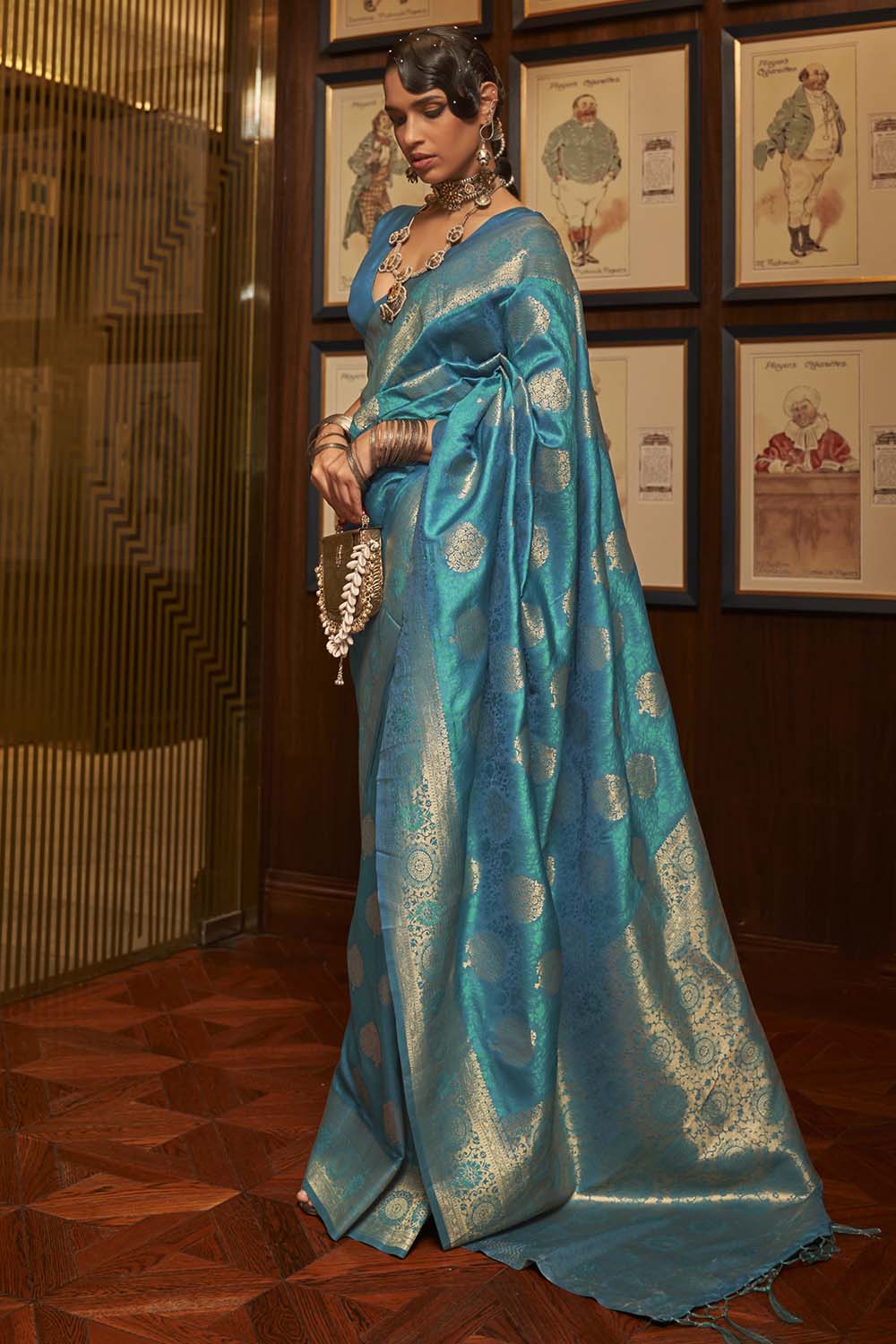 Cyan Blue Kanjivaram Silk Saree With Handloom Weaving