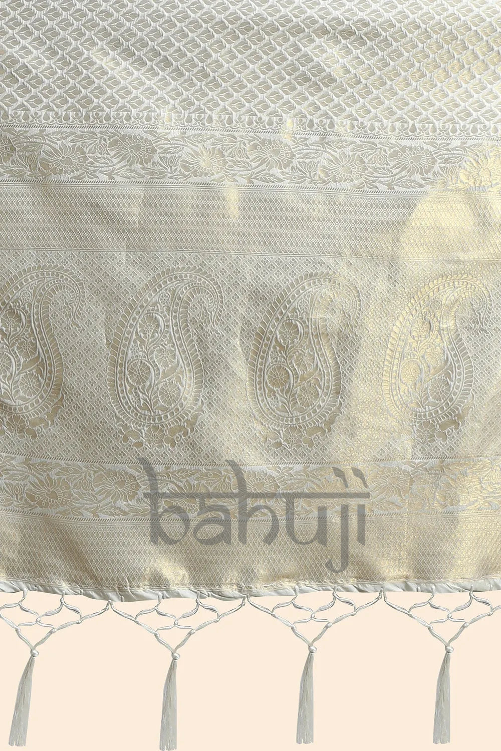 Jasmin White &amp; Golden Zari Weaving Kanjivaram Silk Saree