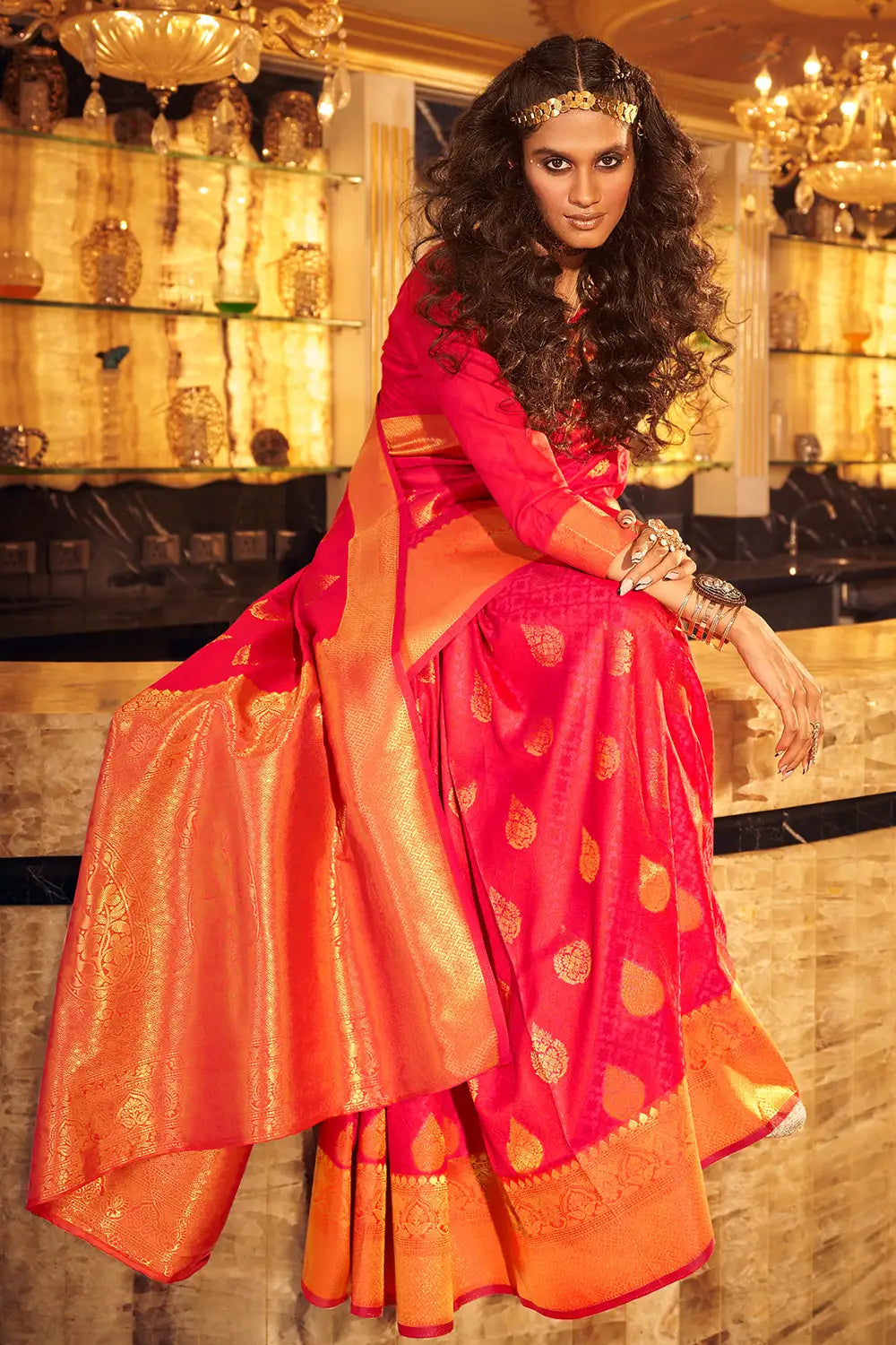 Red Handloom Silk Saree With Zari Weaving