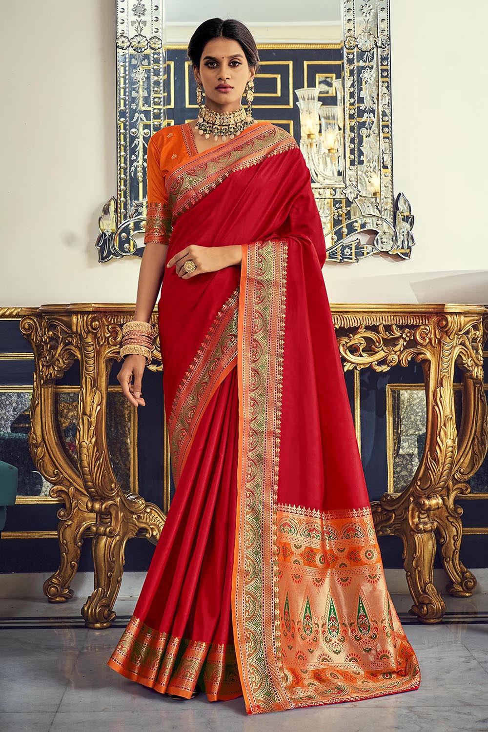 Red Banarasi Plain Silk Saree With Zari Weaving Work