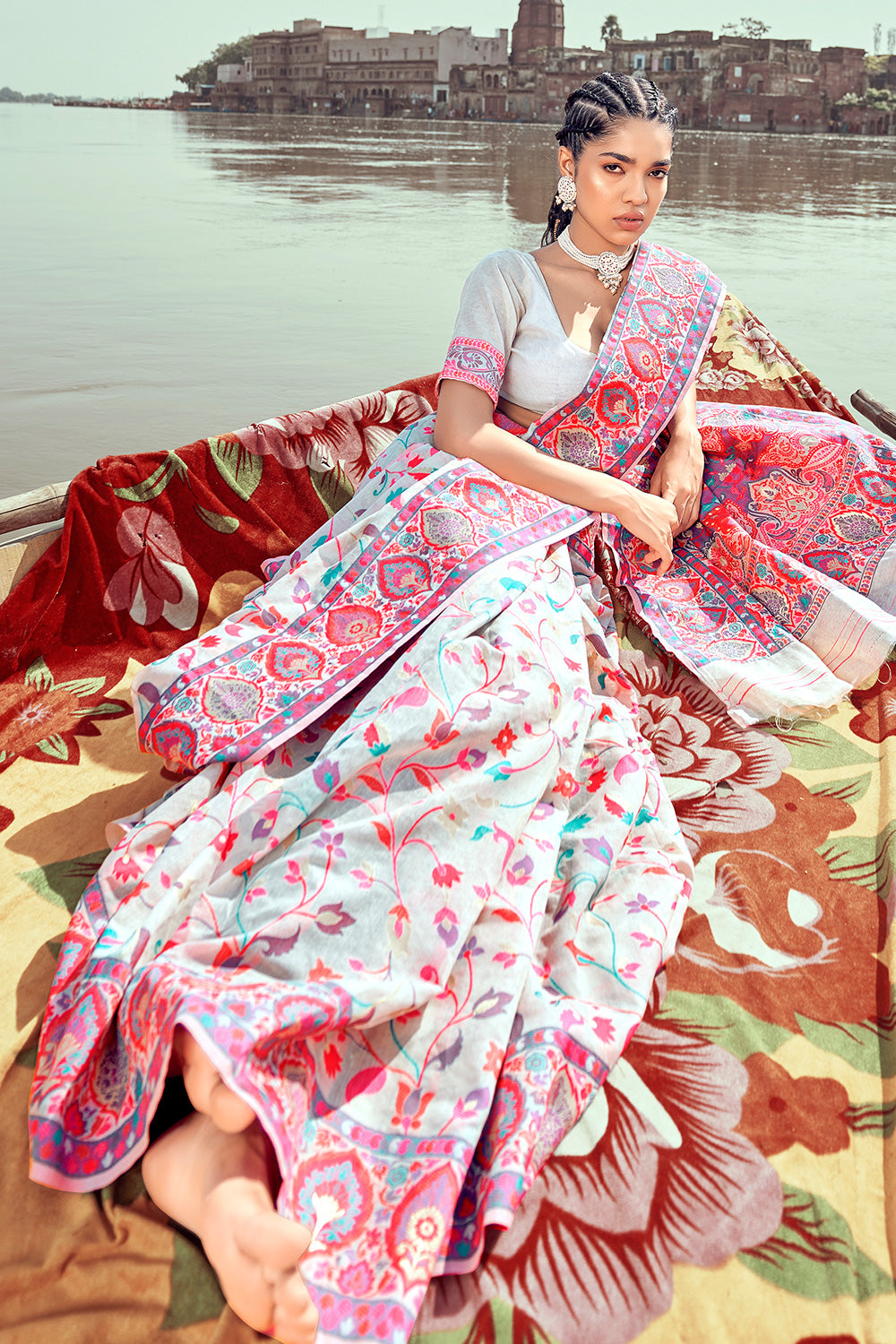 Off White Pashmina Weaving Silk Saree