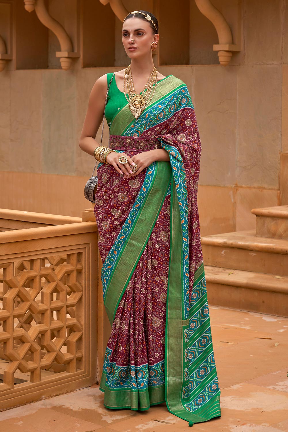 Mahogany Red &amp; Green Pure Dola Silk Designer Patola Saree