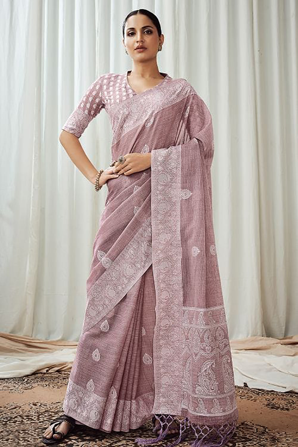 Iris Purple Soft Luckhnowi Rich Pallu Weaving Linen Saree